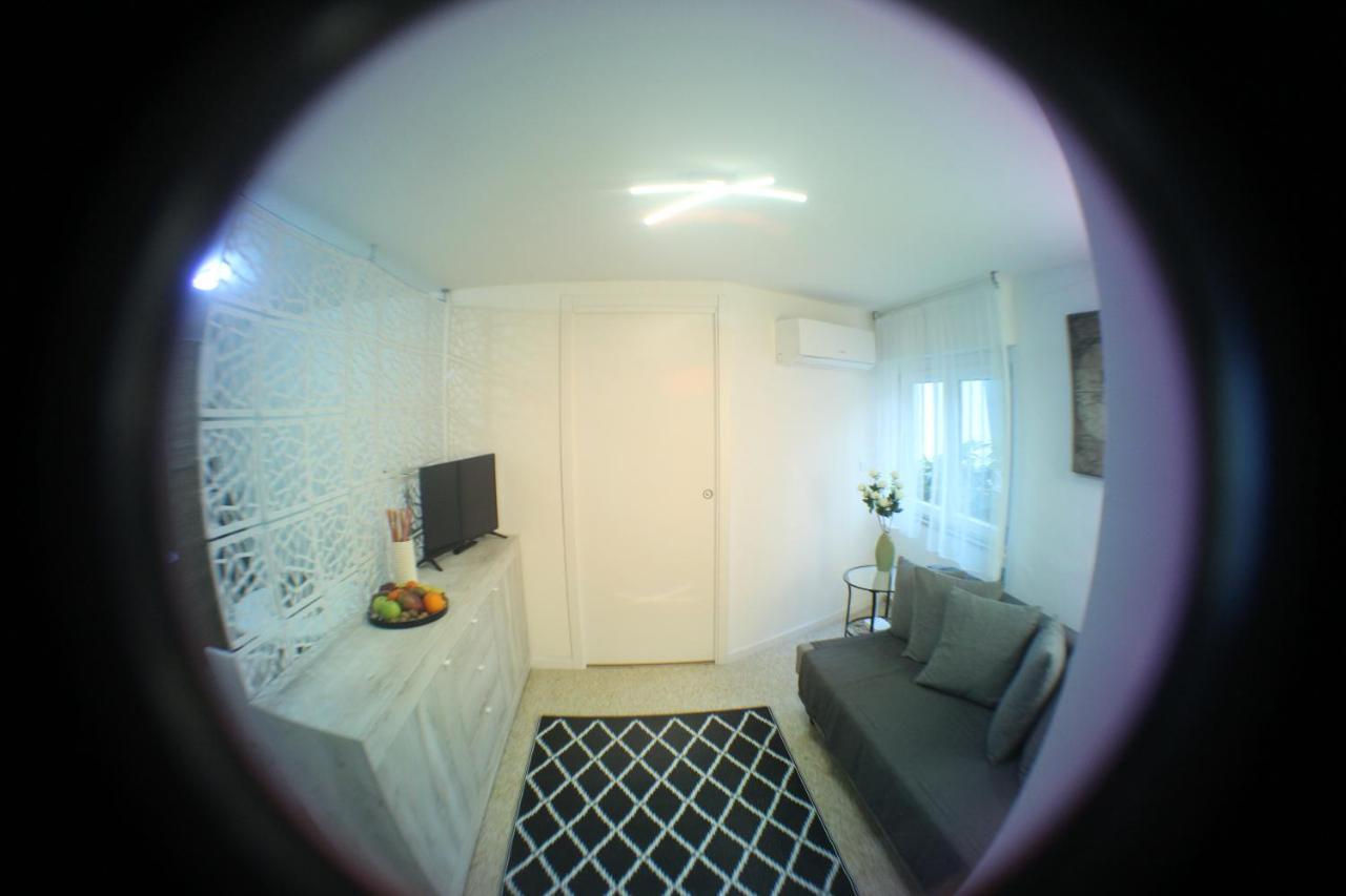 Suite113 In The Center With Beach Pescara Exteriör bild
